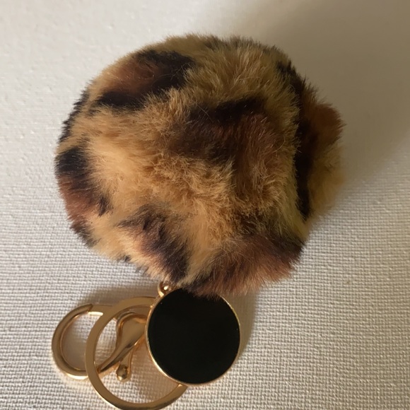 Assorted keychains - Picture 7 of 9